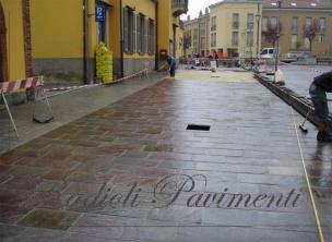 pavimentazione in porfido  realizzata con sistema Mapestone